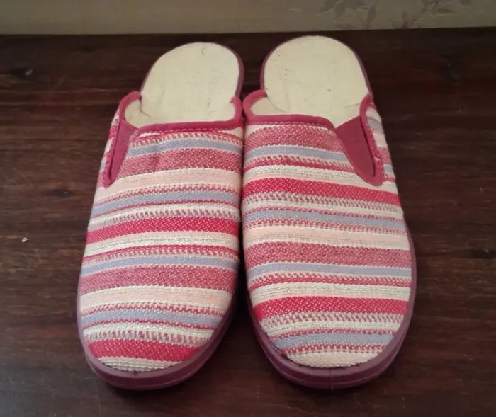 Chausson Neuf taille 38