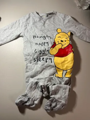 Pyjama winnie 24 mois