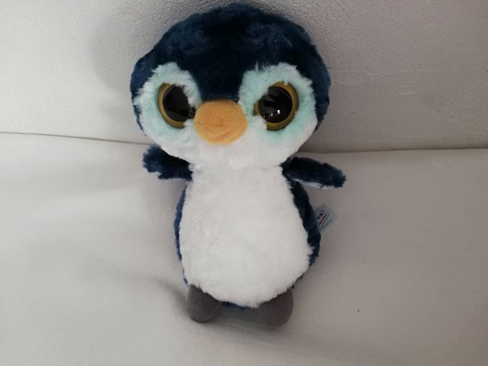 peluche pingouin manchot