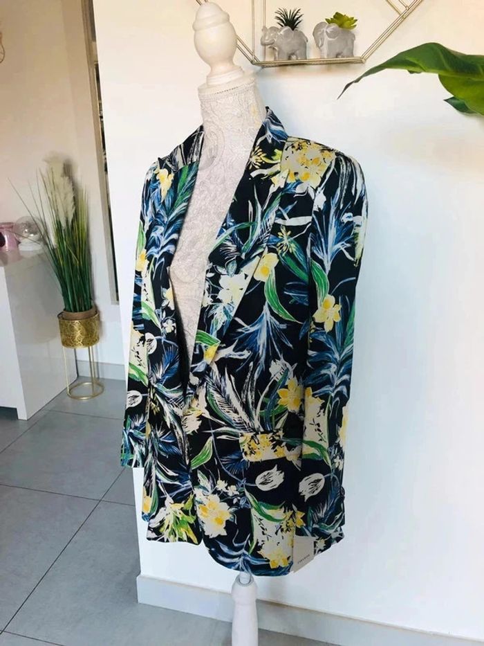 Blazer Zara neuf taille XS - photo numéro 2