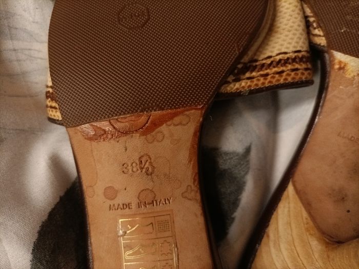 Chaussures Channel femme taille 38/5 en très très bon état - photo numéro 3