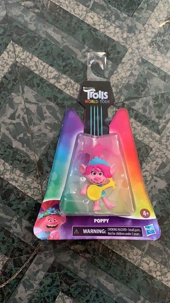 Figurine troll Words tour poppy