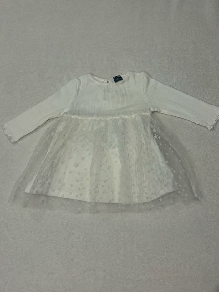 Lot de 21 vêtements fille bébé 6 mois Kiabi la halle - photo numéro 6