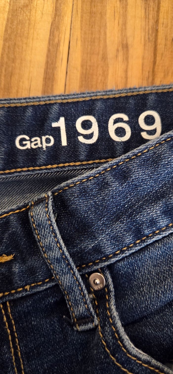 Jean GAP 1969 Always Skinny – Taille 26 (FR 36/38) – Délavage brut – Excellent état - photo numéro 7