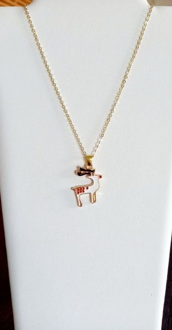 Collier doré Renne  de Noël