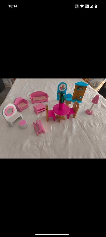 Lot mobiliers en bois maison de poupée 