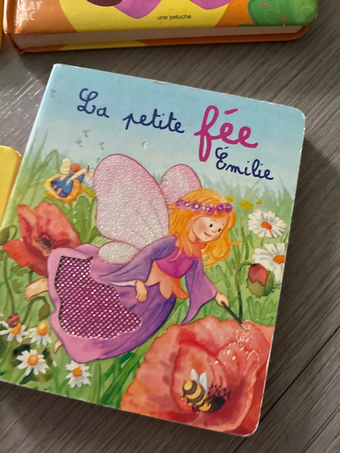 Lot 4 livres pour enfant très bon état - photo numéro 10