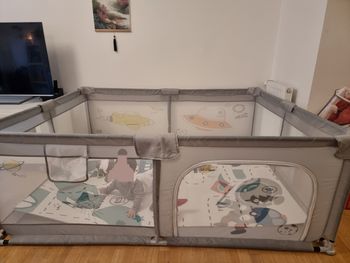 Parc d'enfants, bébé