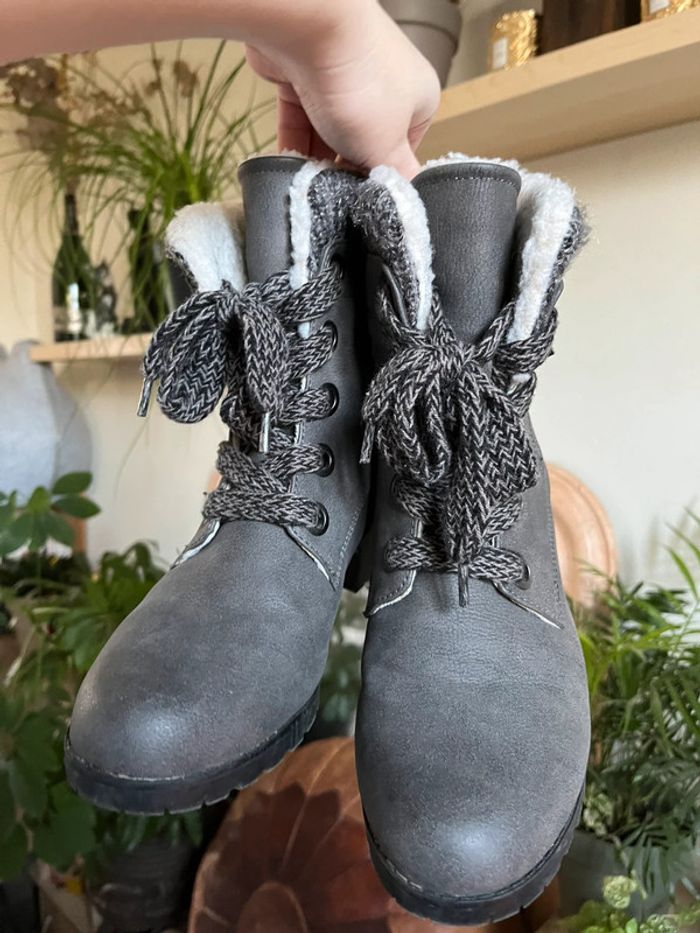 Bottines à talons chaude doublé à lacets - gris, blanc et noir - photo numéro 8
