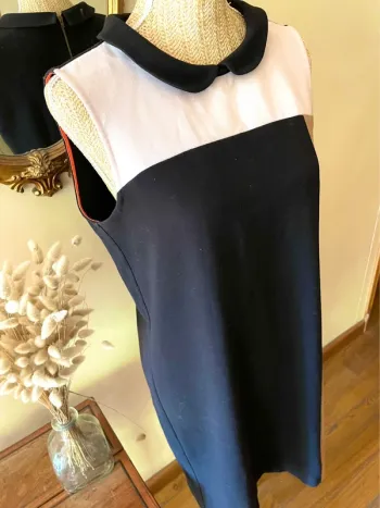 Robe Elégante à Col Claudine - Sinequanone - Taille 40
