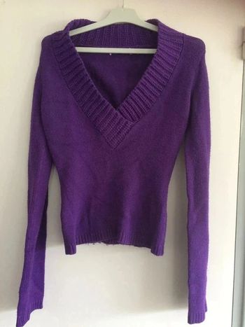 Pull violet col v