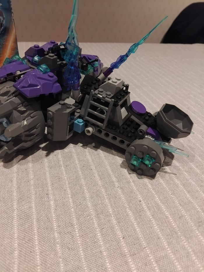 Lego Nexo Knights les 3 frères - photo numéro 3