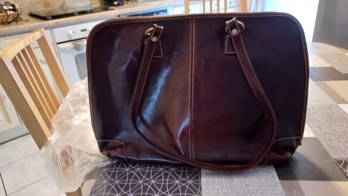 Sac grand format en cuir marron - photo numéro 3