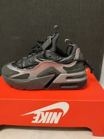 Basket Nike Air Max furyosa – Neuves pointure 38