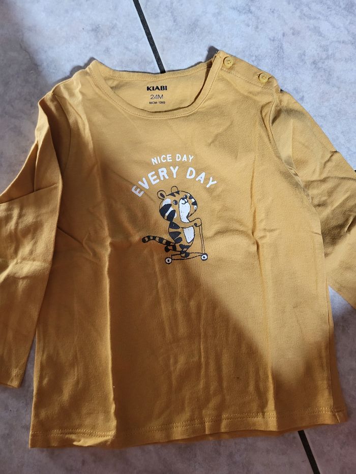 Tee shirt