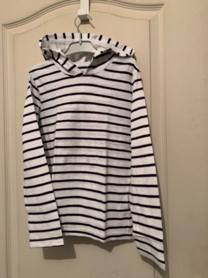 Tee-shirts à capuche