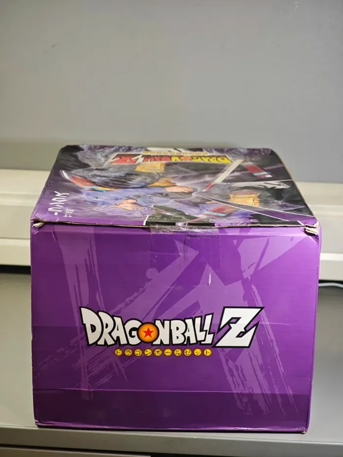 Figurine Dragon Ball Z : Mirai Trunks 26cm neuve avec boîte - photo numéro 14