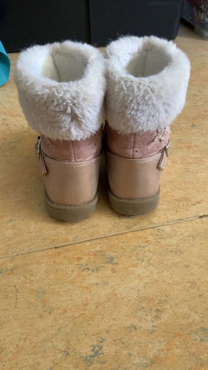 Bottes pointure 25 - photo numéro 2