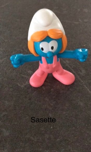 Figurine sasette des schtroumpfs 7 cm