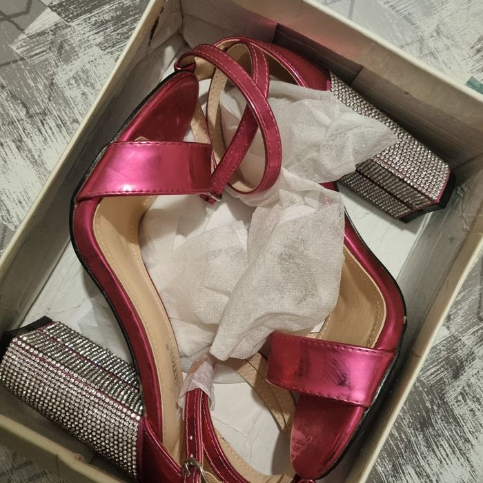 superbes sandales de fête taille 36 🎁 neuf - photo numéro 2