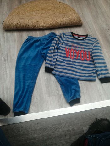 Pyjama velours 8A