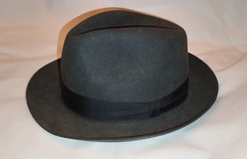 Chapeau Everest