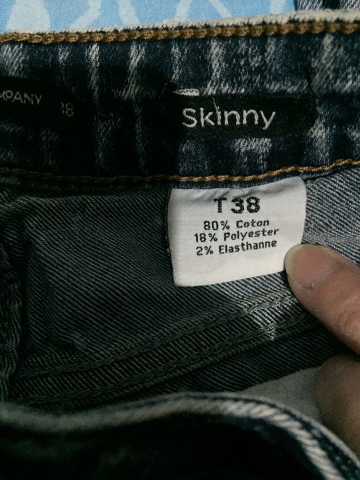 lot 2 jeans taille 38 / M - photo numéro 2
