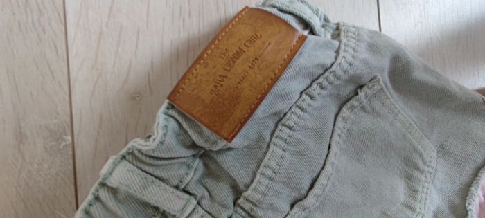 Short en jean vert d'eau zara - photo numéro 4