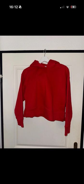 pull rouge zara jamais porté 