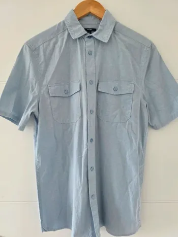 Chemise manches courtes