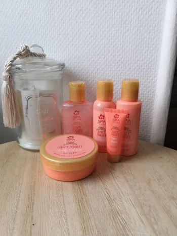 🌺Lot de 5 produits Cozy Night Spa Exclusives🌺