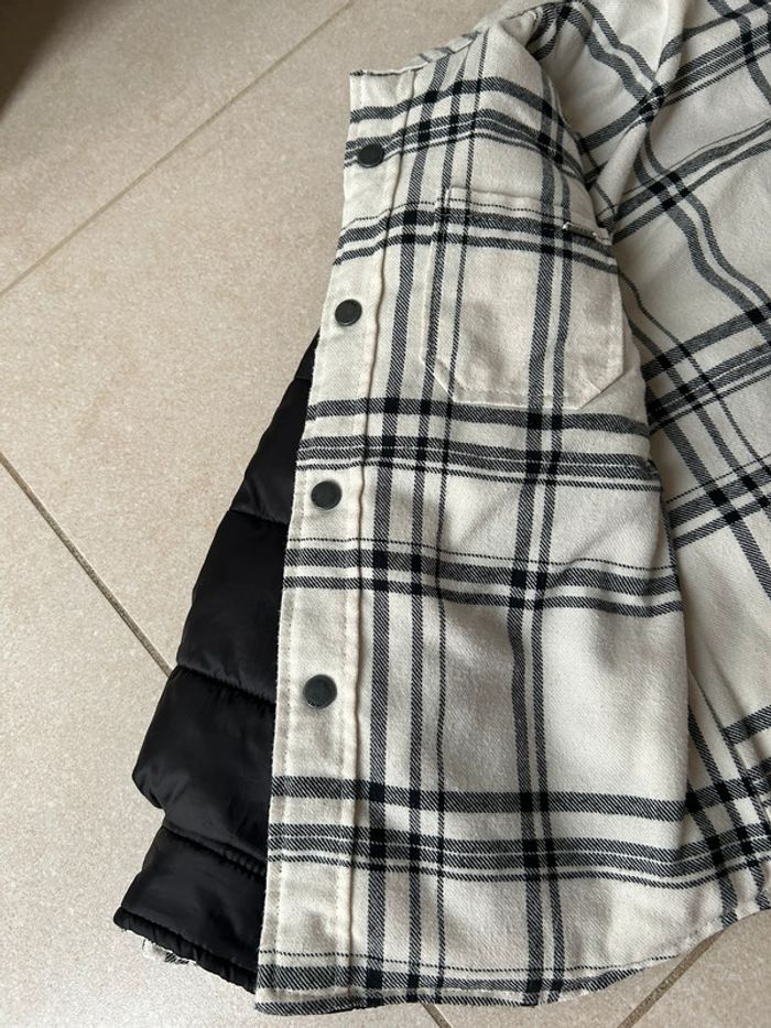 Doudoune réversible noire et carreaux garçon IKKS 5ans - photo numéro 14