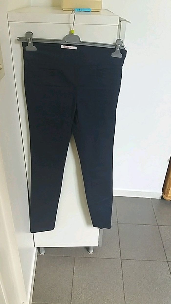 Beau pantalon moulant - photo numéro 2