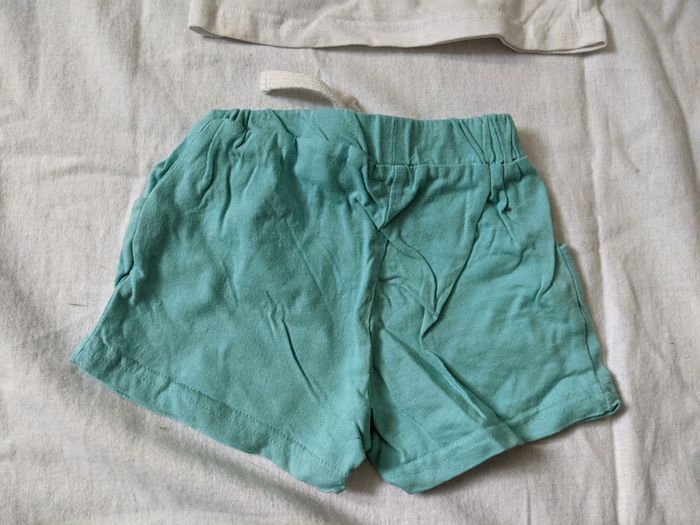 Ensemble short et débardeurs 12 mois - photo numéro 4