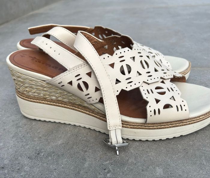Sandales couleur beige/creme - photo numéro 4