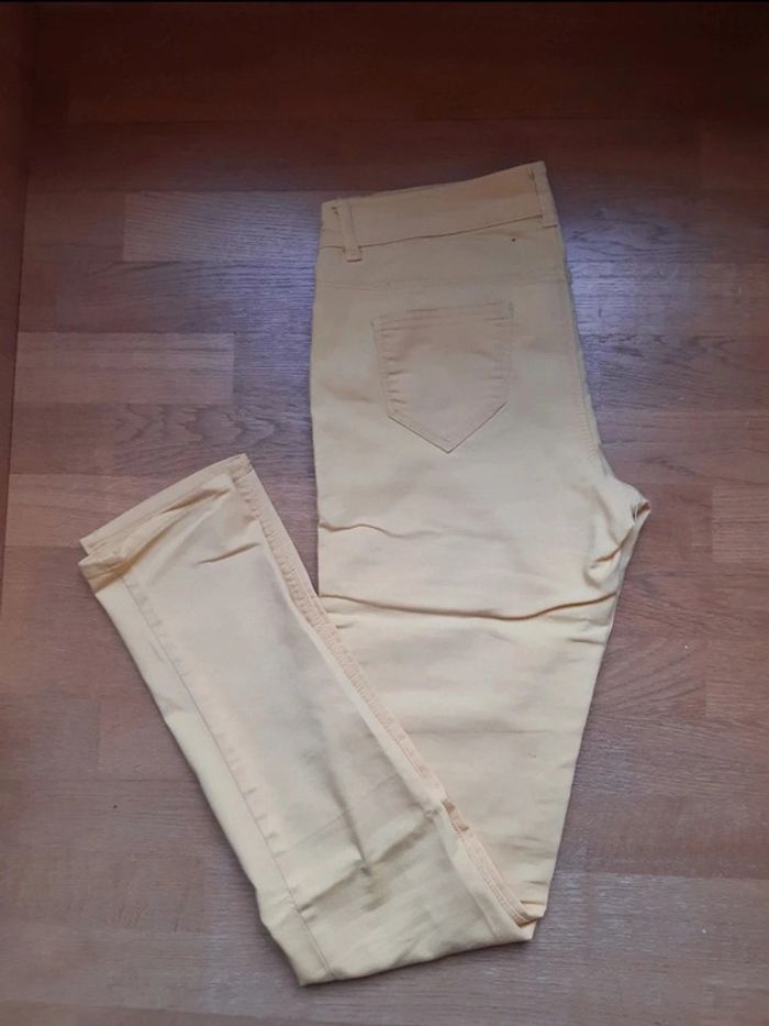 Jeans jaune La Halle - photo numéro 2