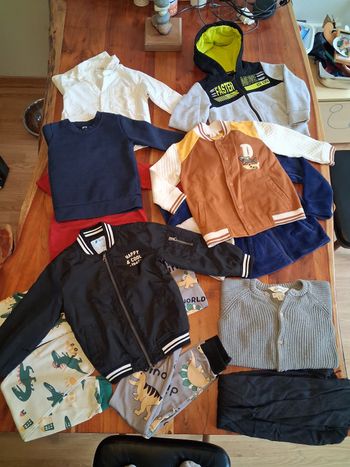 Lot de vêtements 5 ans hiver/printemps 