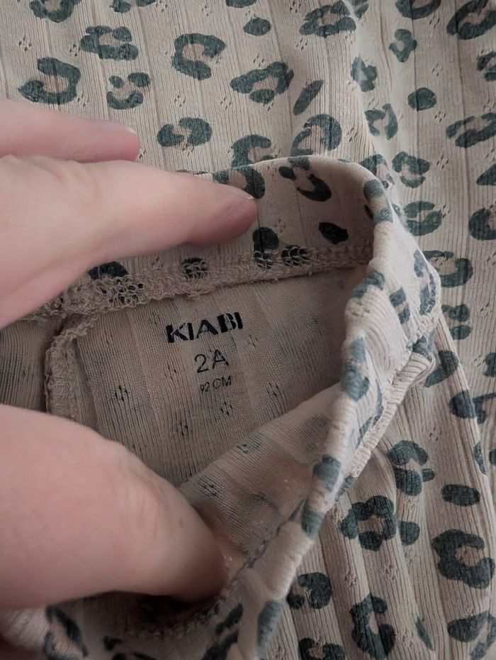 Pyjama 2 pieces Kiabi 24 mois - photo numéro 2