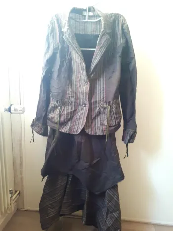 Ensemble tailleur jupe 42