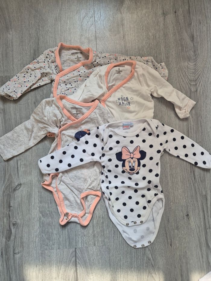 4 bodies fille Manches longues 6 mois