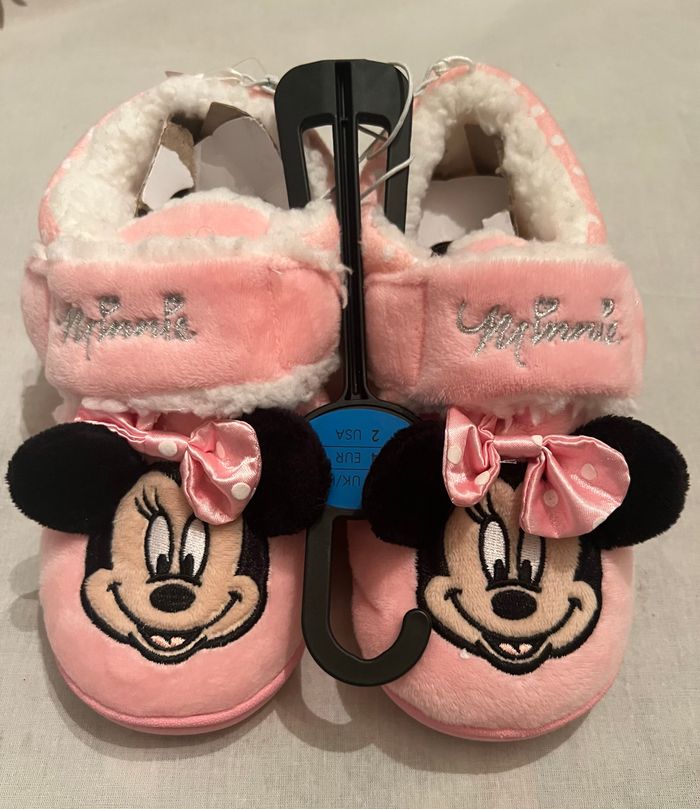 Chaussons pantoufles Minnie Mouse - photo numéro 2