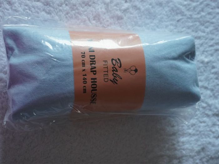 Drap housse bleu Baby Fitted neuf Dimension 70 x 140 cm