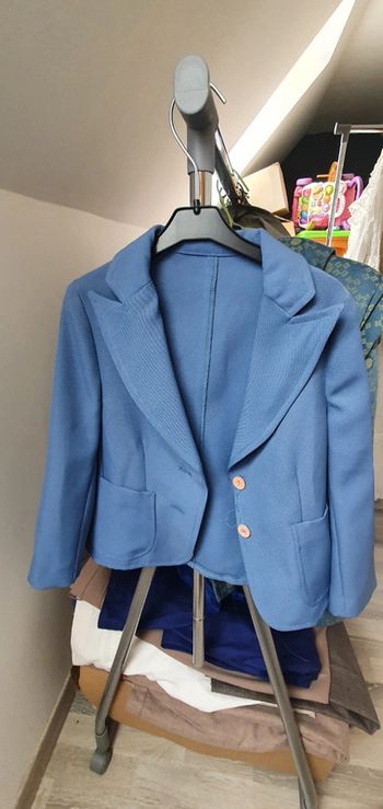 Petite veste de costume