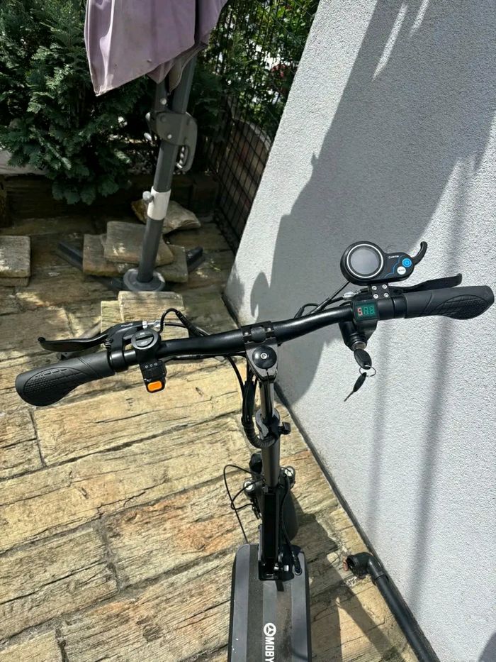 TROTTINETTE électrique - photo numéro 2