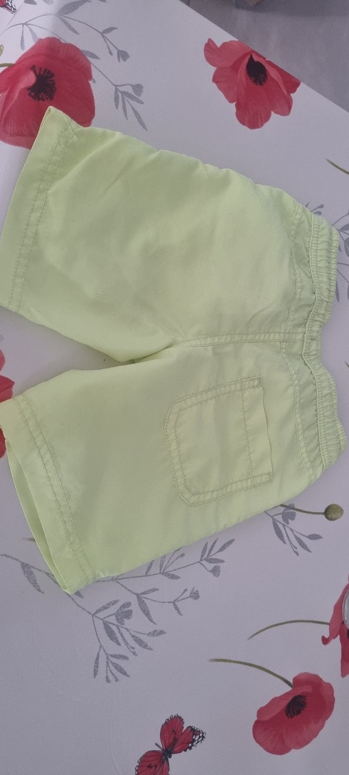 Vend Short de bain pour garçon - photo numéro 2