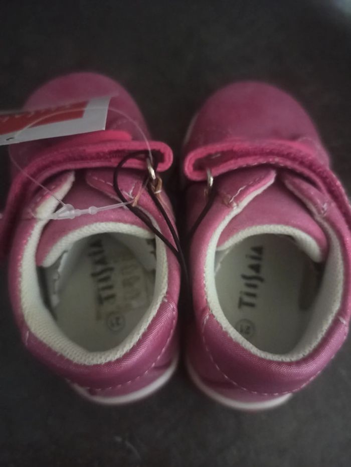 Chaussures roses brillantes - photo numéro 2