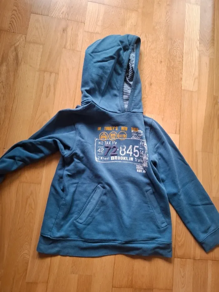Lot sweat /gilet à capuche 10ans - photo numéro 3