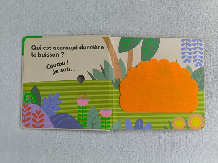 Livre à toucher Cache-cache dans la jungle - photo numéro 4