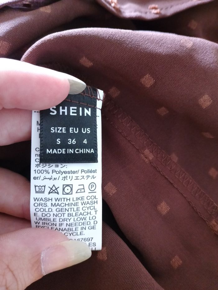Blouse neuve manches courtes Shein - photo numéro 5