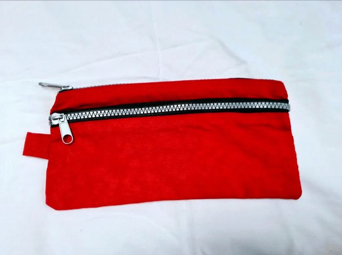 Plumier 2 poches rouge